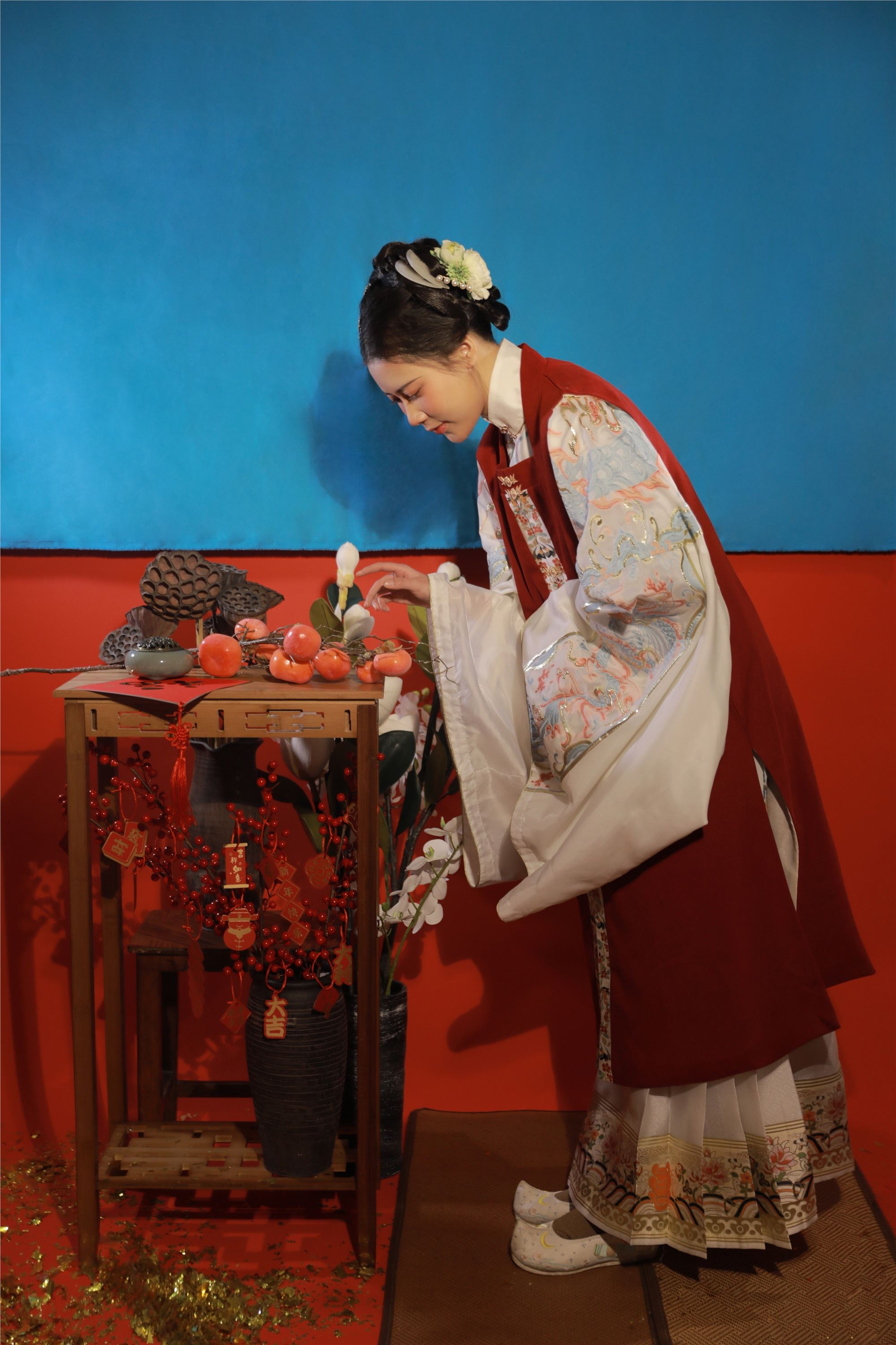 YITUYU艺图语 2025.01.25 新岁新春 番茄不是番茄